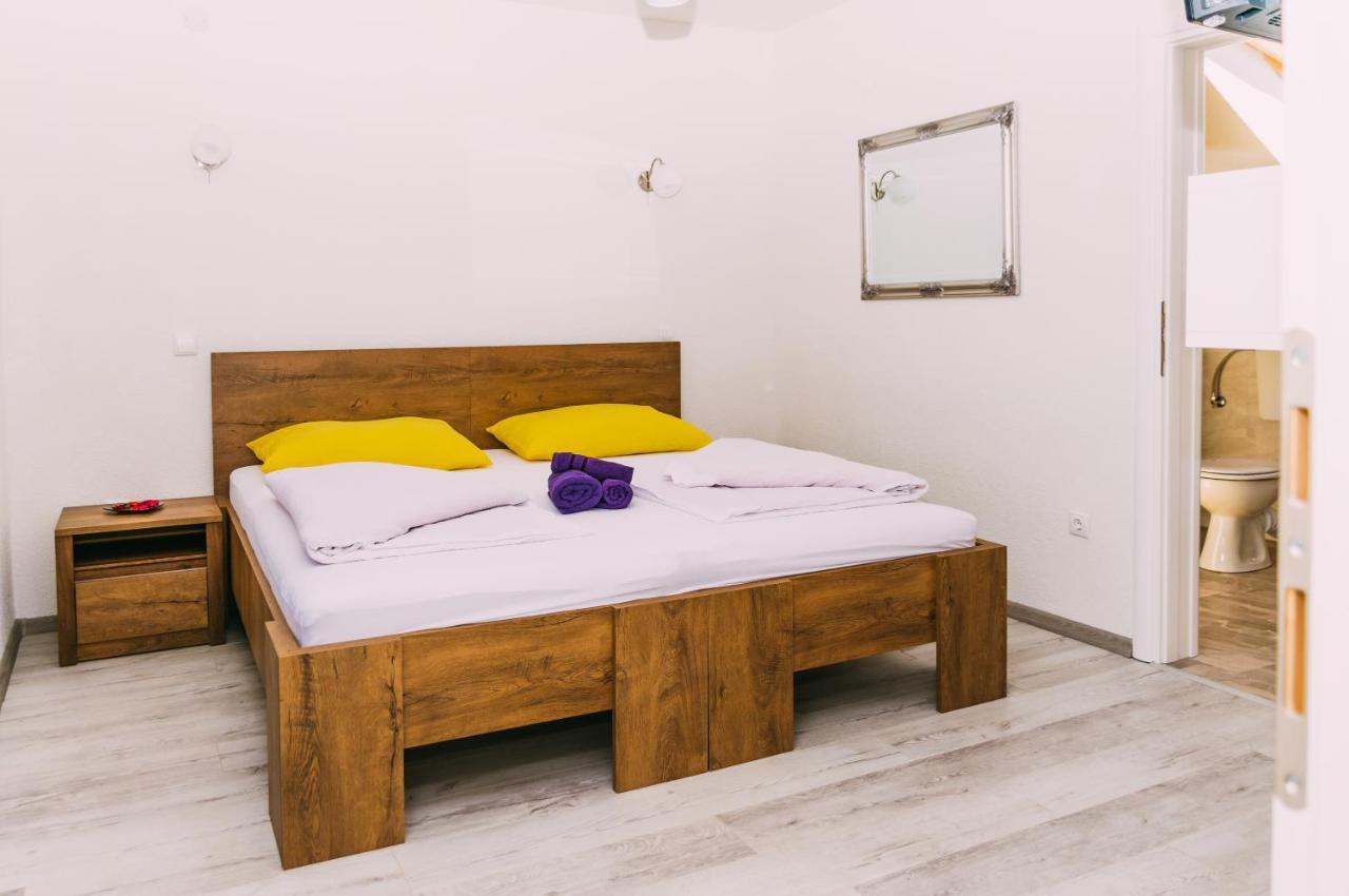 Apartmani Markesic Ramsko Jezero Prozor Exterior photo