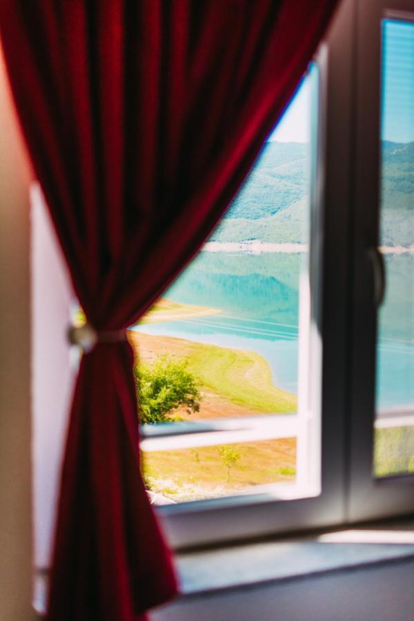 Apartmani Markesic Ramsko Jezero Prozor Exterior photo